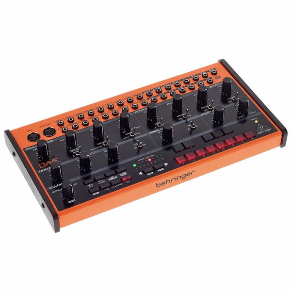 Analog Semi-Modular Synthesizer with 3340 VCO, Classic Ladder Filter, 32-Step Sequencer and 16-Voice Poly Chain
